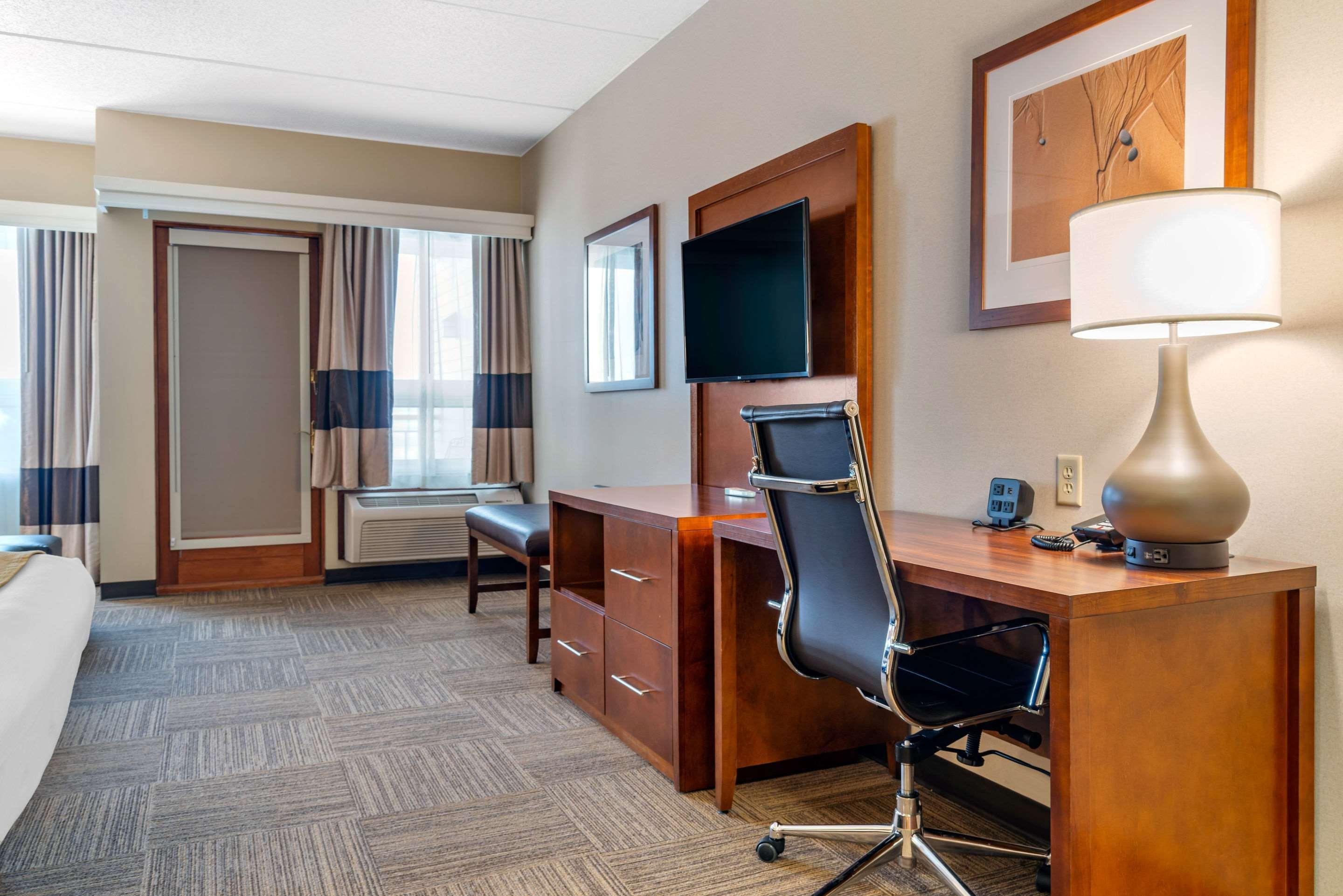 Lift Bridge Lodge, Ascend Hotel Collection Дулут Екстер'єр фото