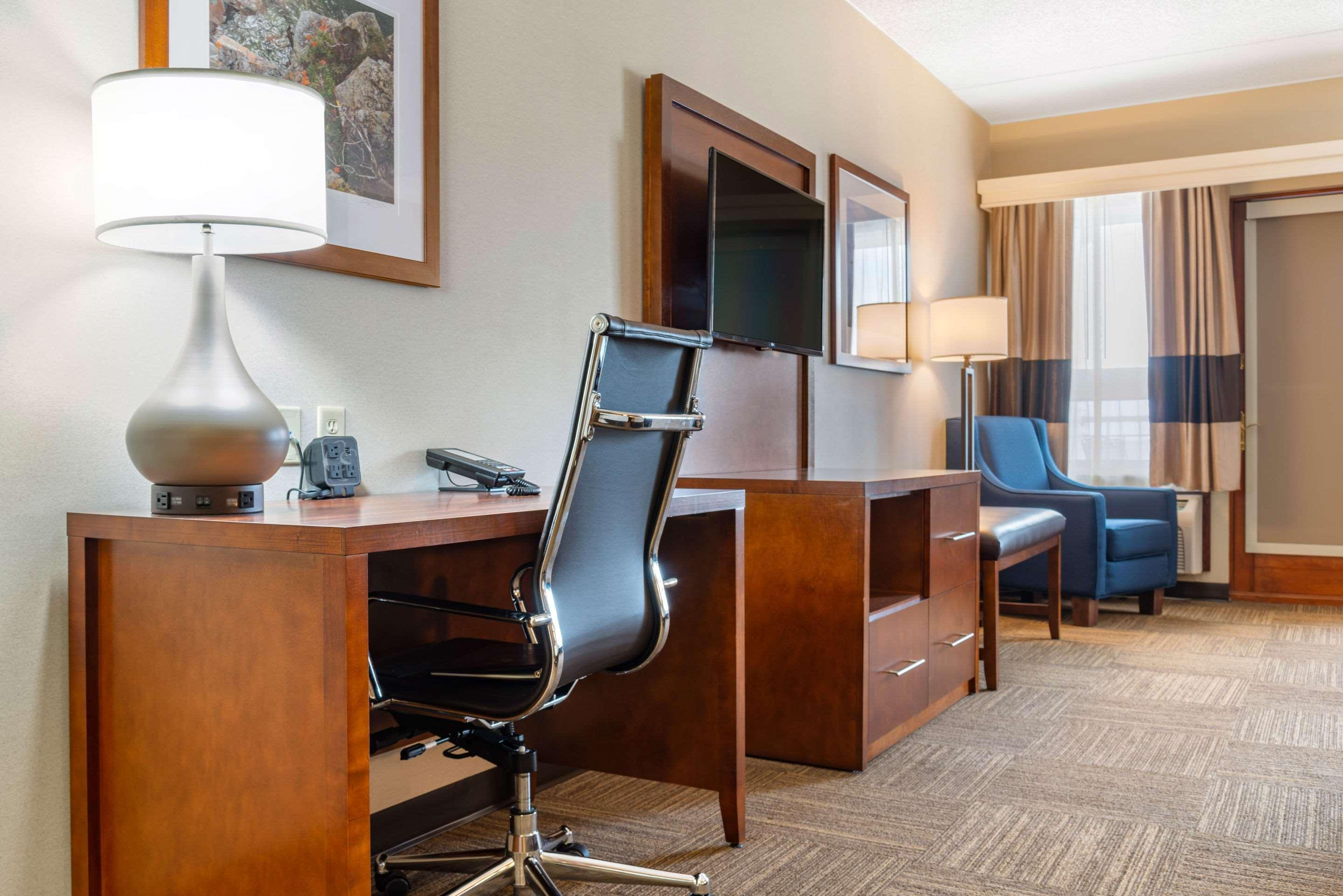 Lift Bridge Lodge, Ascend Hotel Collection Дулут Екстер'єр фото