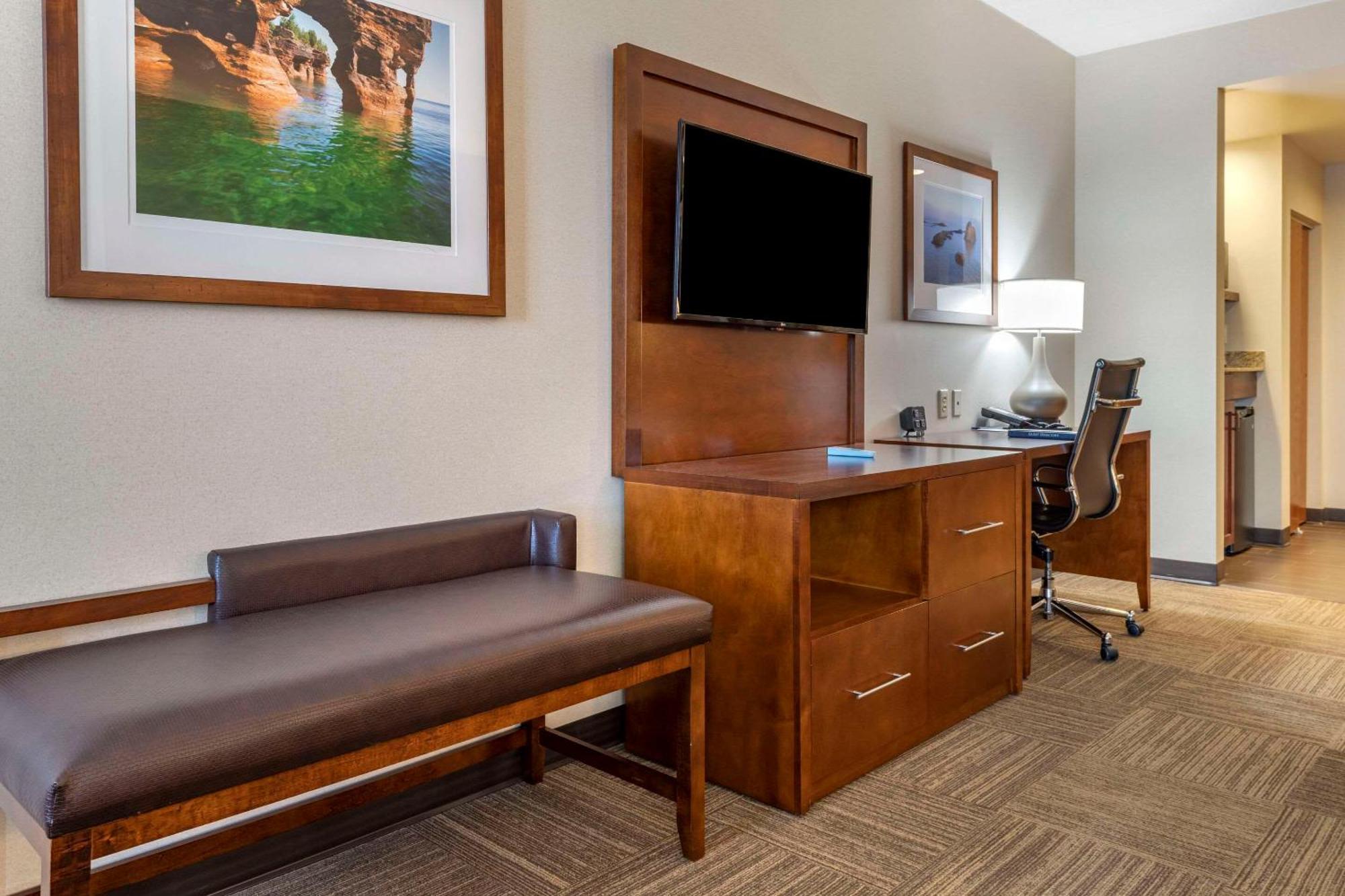 Lift Bridge Lodge, Ascend Hotel Collection Дулут Екстер'єр фото