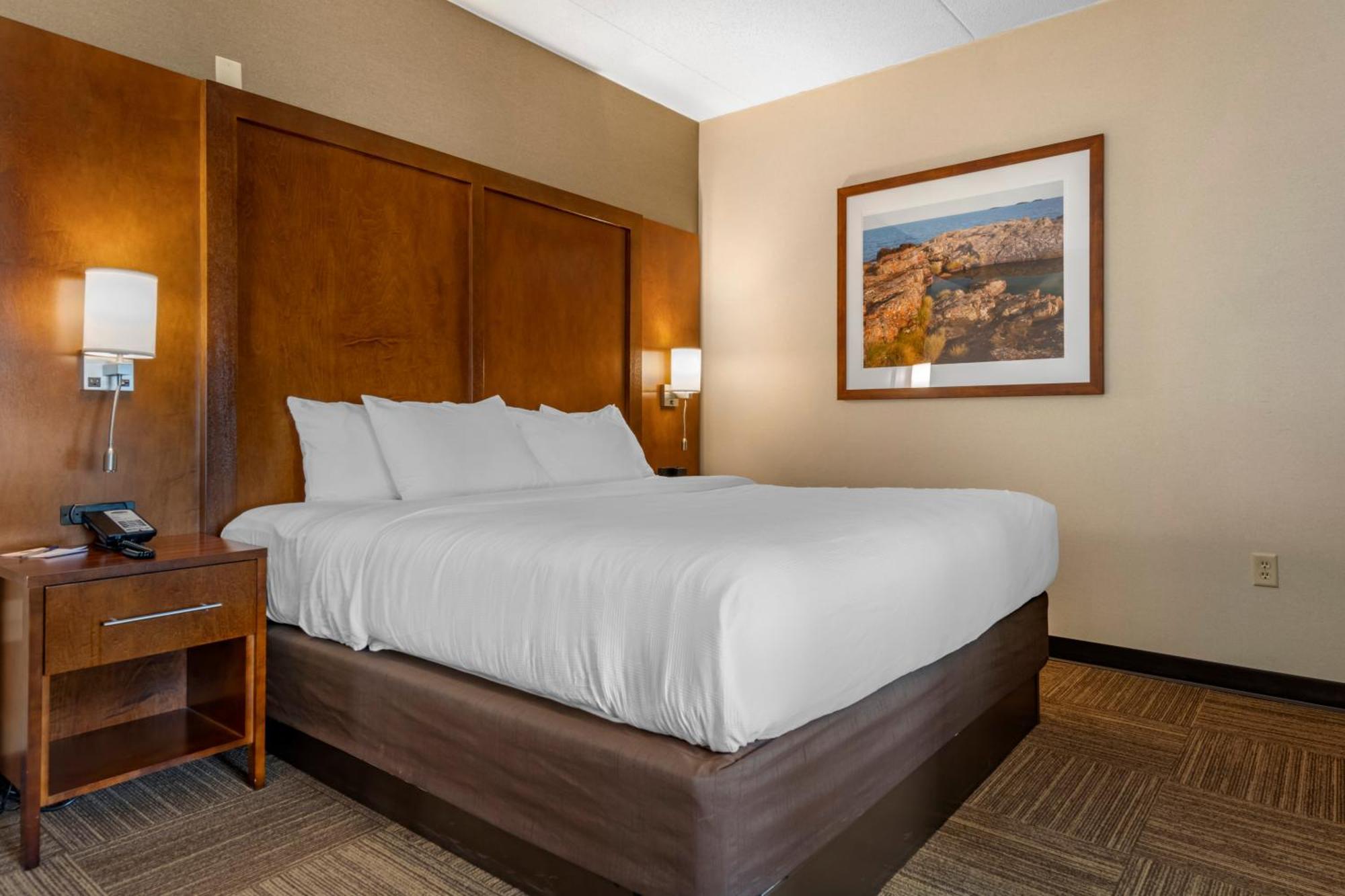 Lift Bridge Lodge, Ascend Hotel Collection Дулут Екстер'єр фото