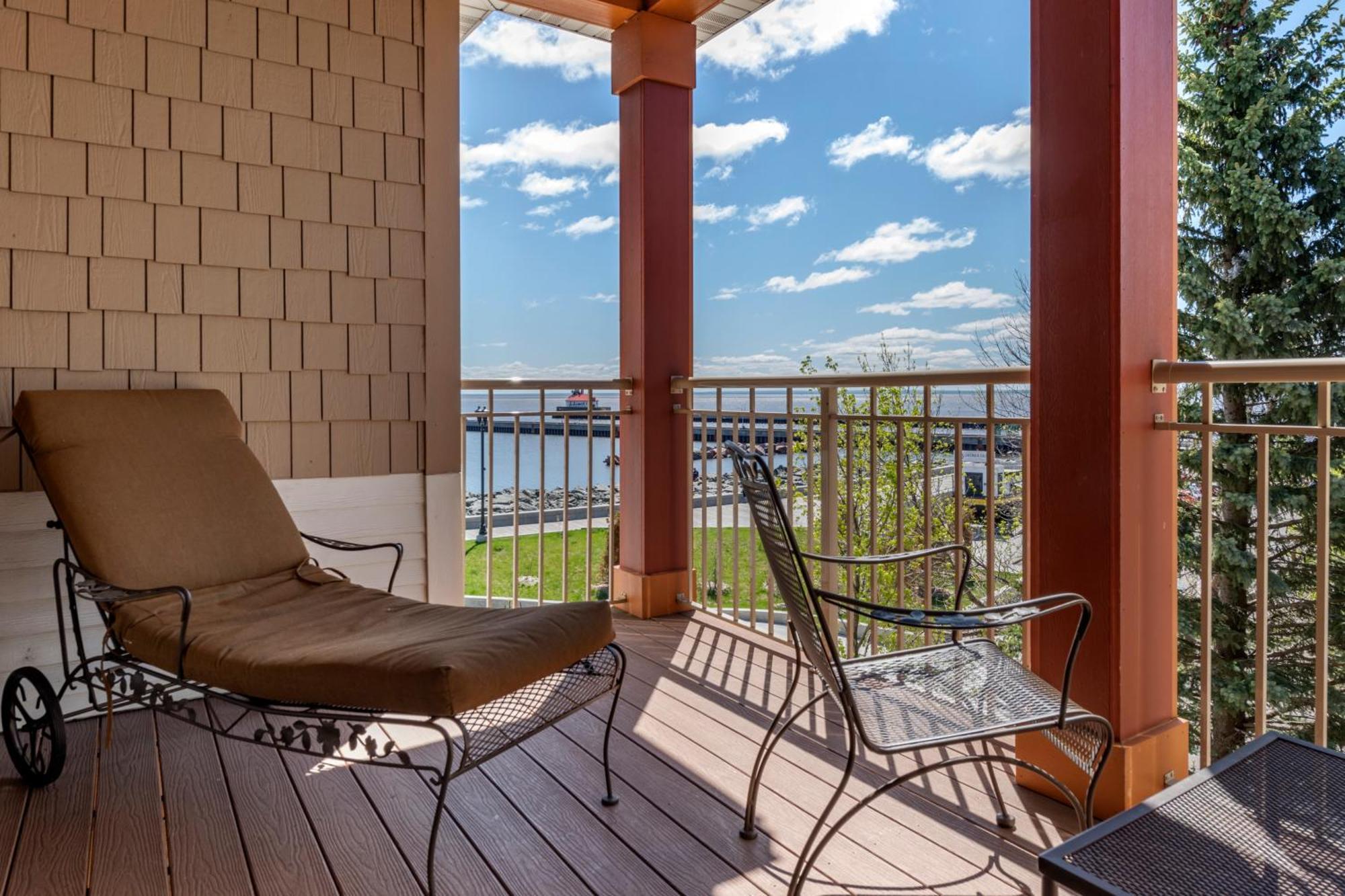 Lift Bridge Lodge, Ascend Hotel Collection Дулут Екстер'єр фото