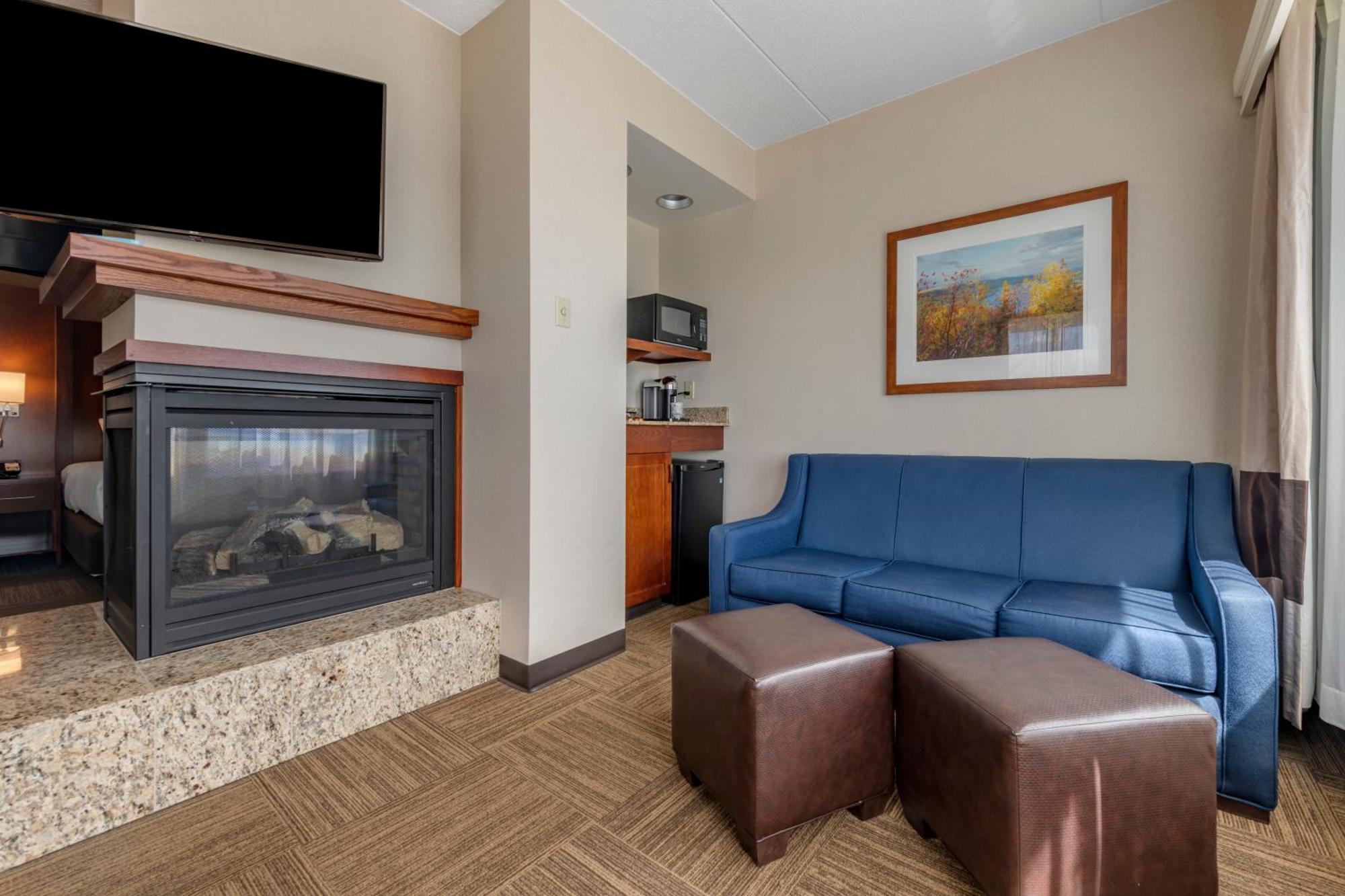Lift Bridge Lodge, Ascend Hotel Collection Дулут Екстер'єр фото